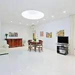 Luxury 2 Bed Flat - Close To Vatican