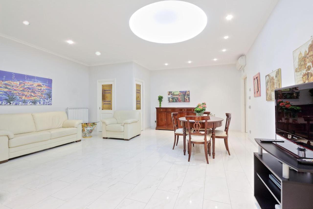 Luxury 2 Bed Flat - Close To Vatican Apartment