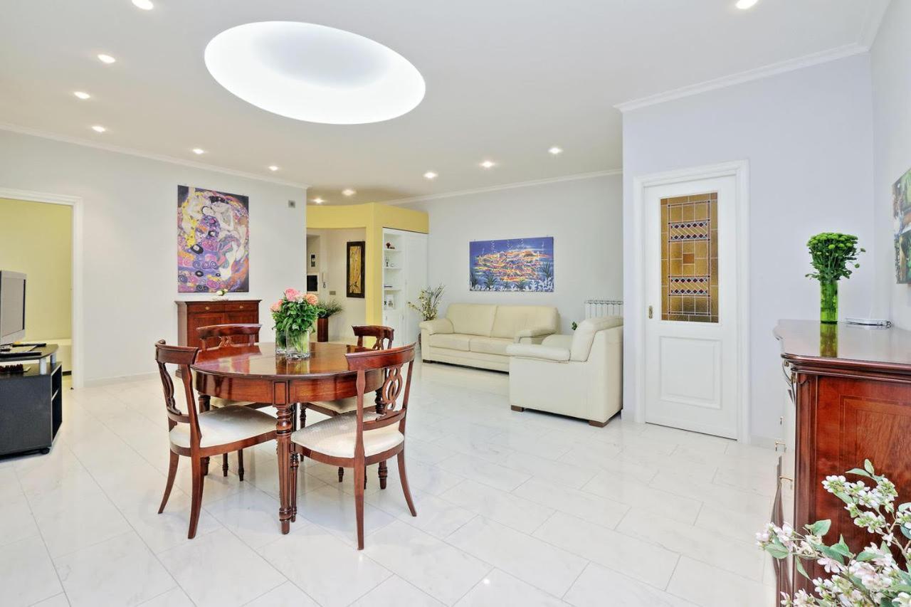 Luxury 2 Bed Flat - Close To Vatican Apartment Rome